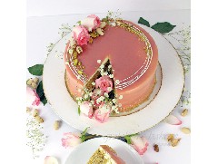 超精致的開心果玫瑰蛋糕！一口淪陷